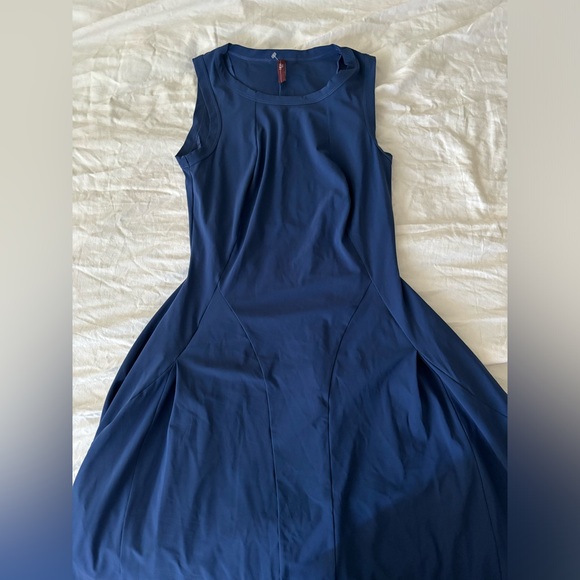 High Tech Dress, Never been worn. No Tag. - Picture 3 of 4
